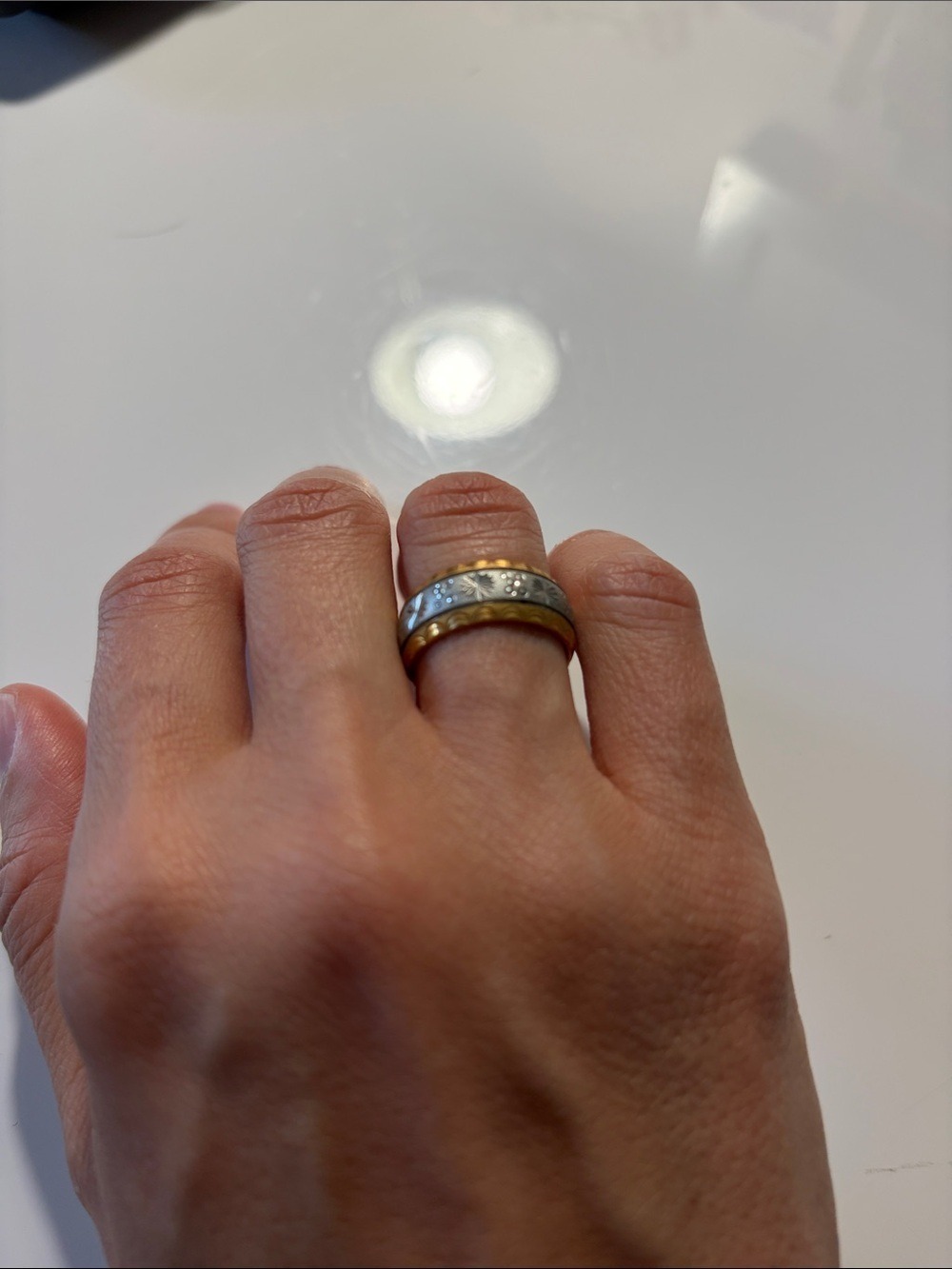 Gold and Silver tone (costume jewelry) Floral Band Ring - Women Jewelry size 6